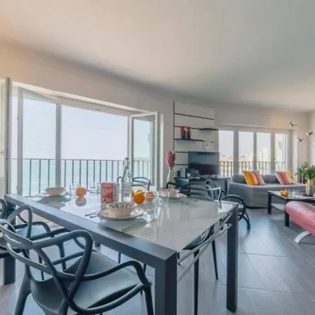 Superbe Appartement, Vue Panoramique Sur La Grande Plage Διαμέρισμα *